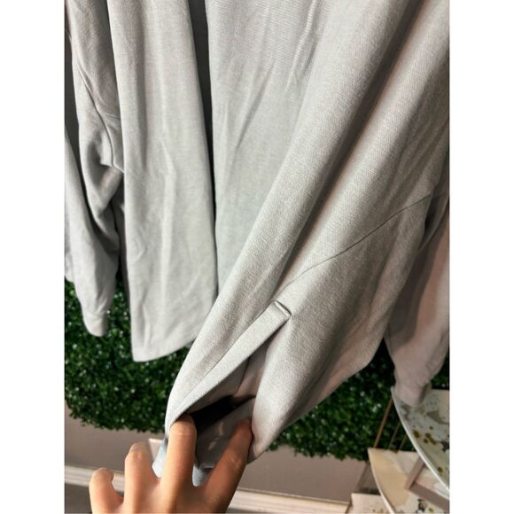 Barefoot Dreams Malibu Collection Brushed Sweater Rain Drop XL - Picture 4 of 5